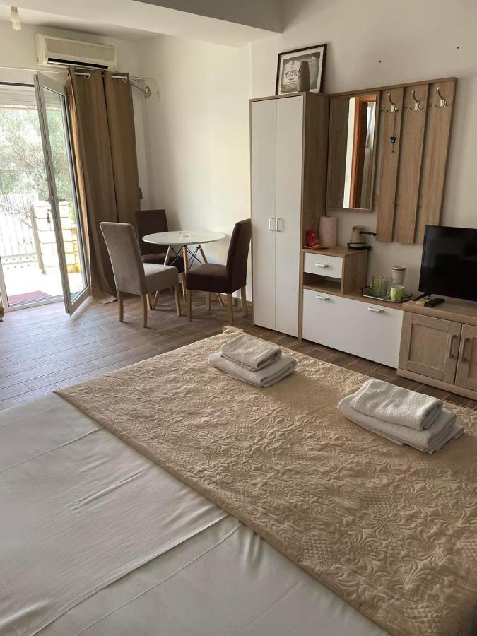 Apartmani Marina Kopitovic Petrovac 외부 사진