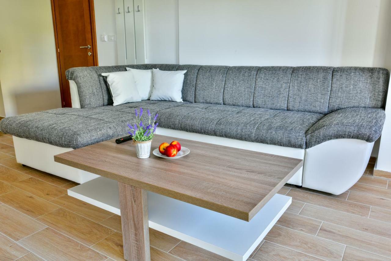 Apartmani Marina Kopitovic Petrovac 외부 사진