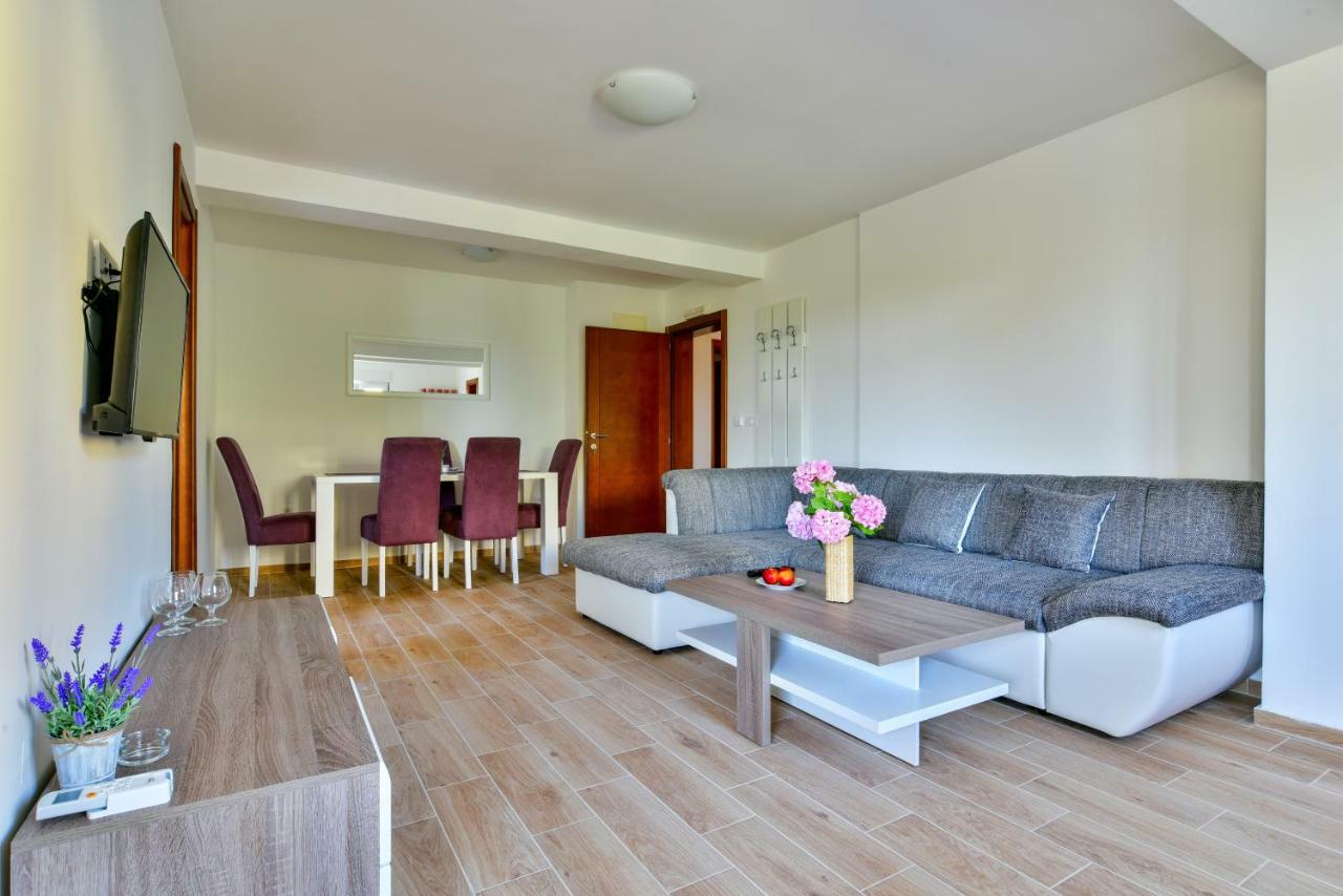 Apartmani Marina Kopitovic Petrovac 외부 사진