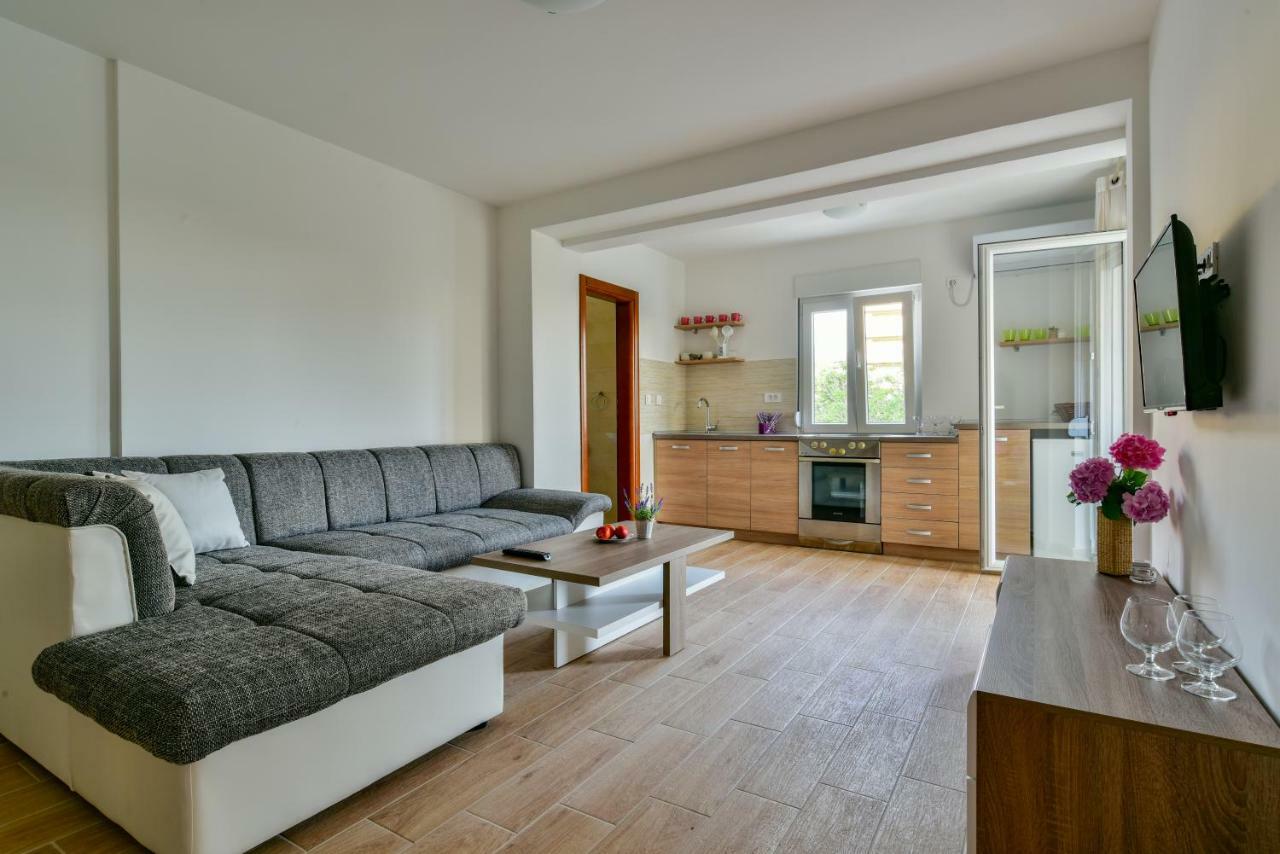 Apartmani Marina Kopitovic Petrovac 외부 사진