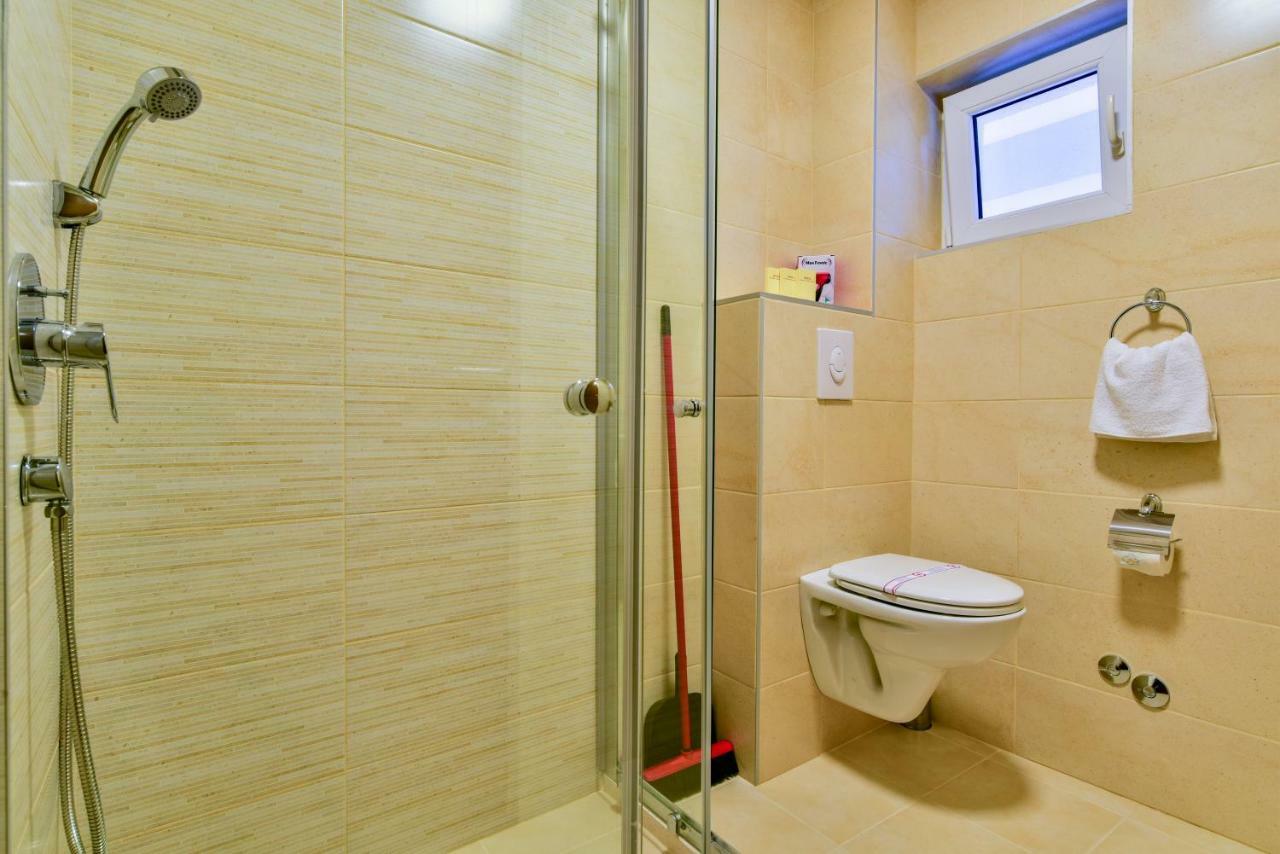 Apartmani Marina Kopitovic Petrovac 외부 사진