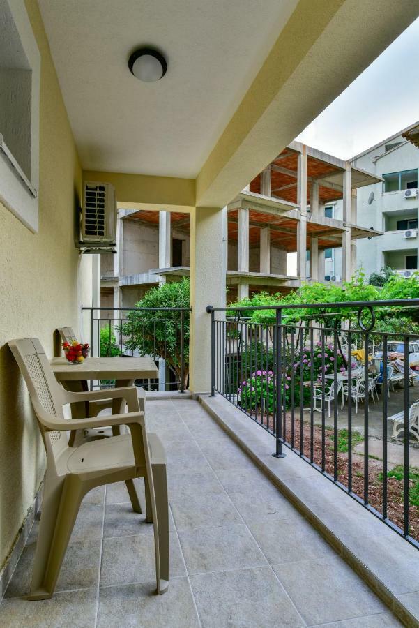 Apartmani Marina Kopitovic Petrovac 외부 사진